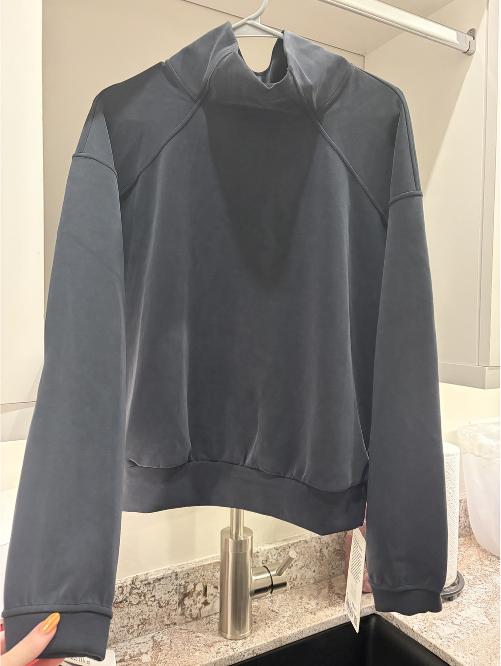 NWT Lululemon Brushed Softstreme Funnel Neck size M in black